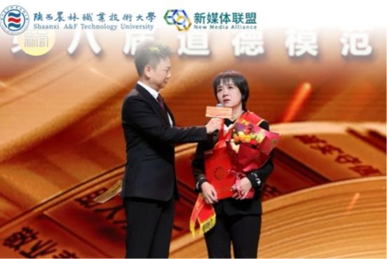 星空官方站线登录入口在思辩堂召开20