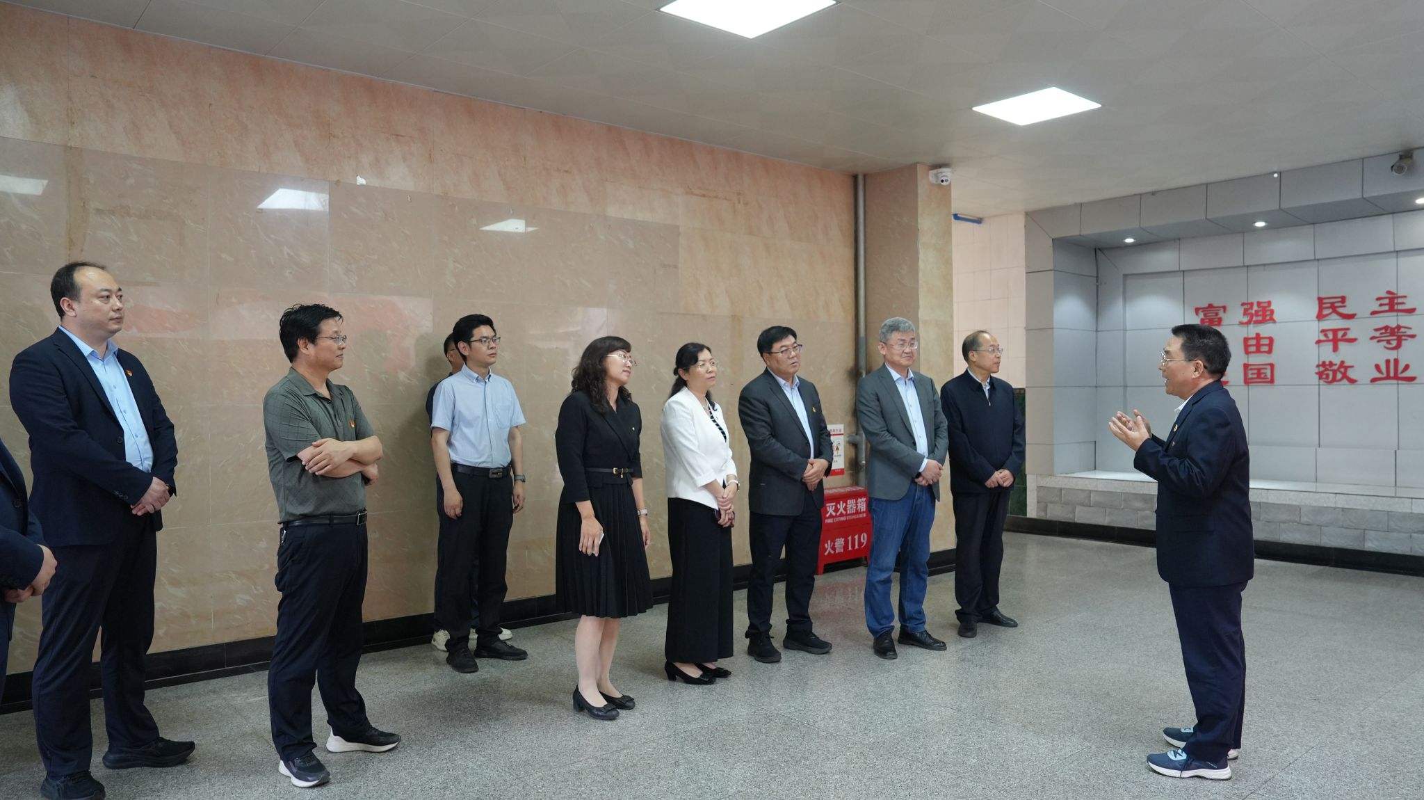 星空官网首页副书记刘瑞明出席会议